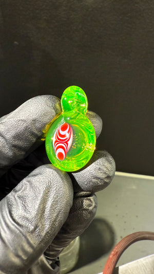 Small solo pendant