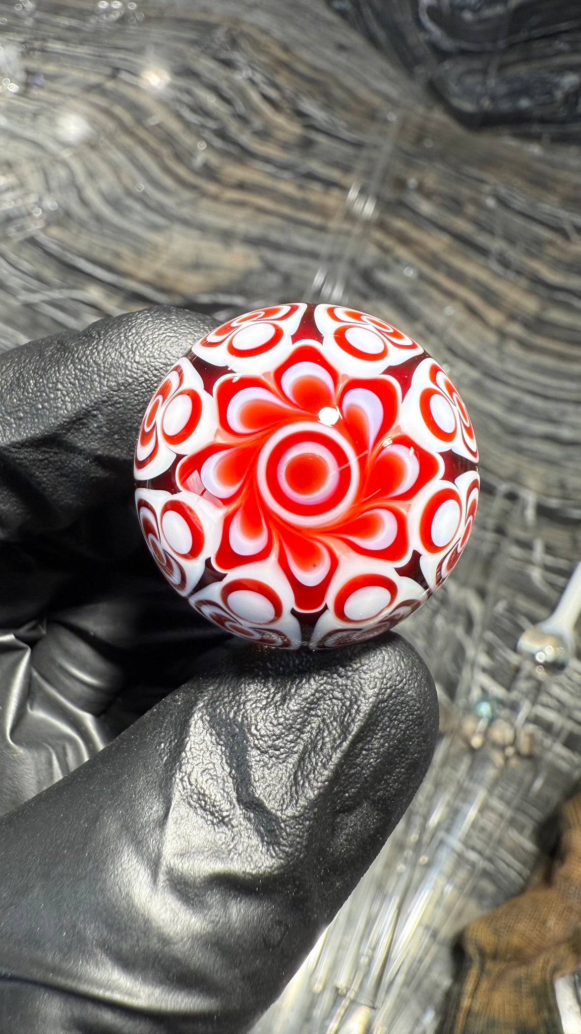 Collaboration marble with Fefe glass art